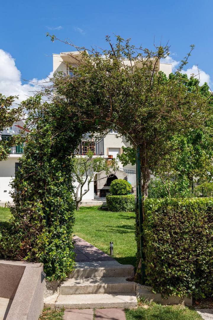 Sunny Garden Adria Apartment Split Exterior photo